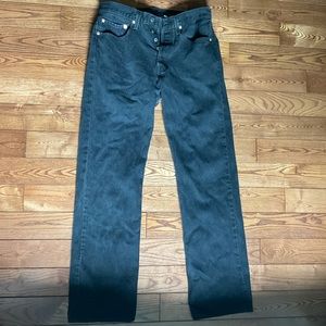 Black Levi’s Jeans
